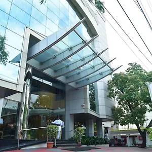 4* Hotel Maurya Rajadhani